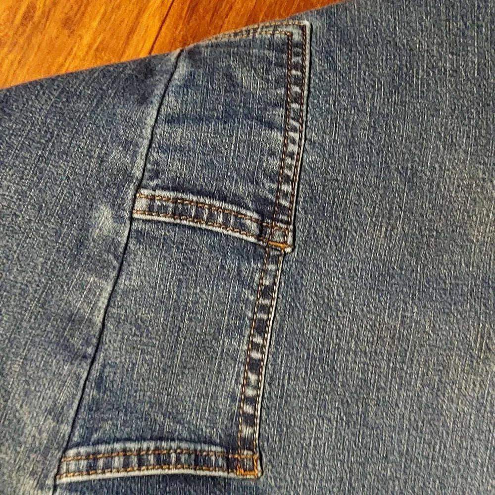 Coldwater Creek Women's Capris - Picture 4 of 9